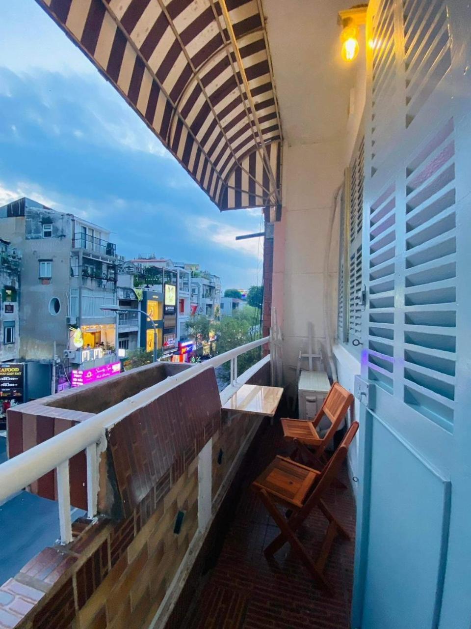 Cozy Duplex In The Heart Of Hcmc TP. Hồ Chí Minh